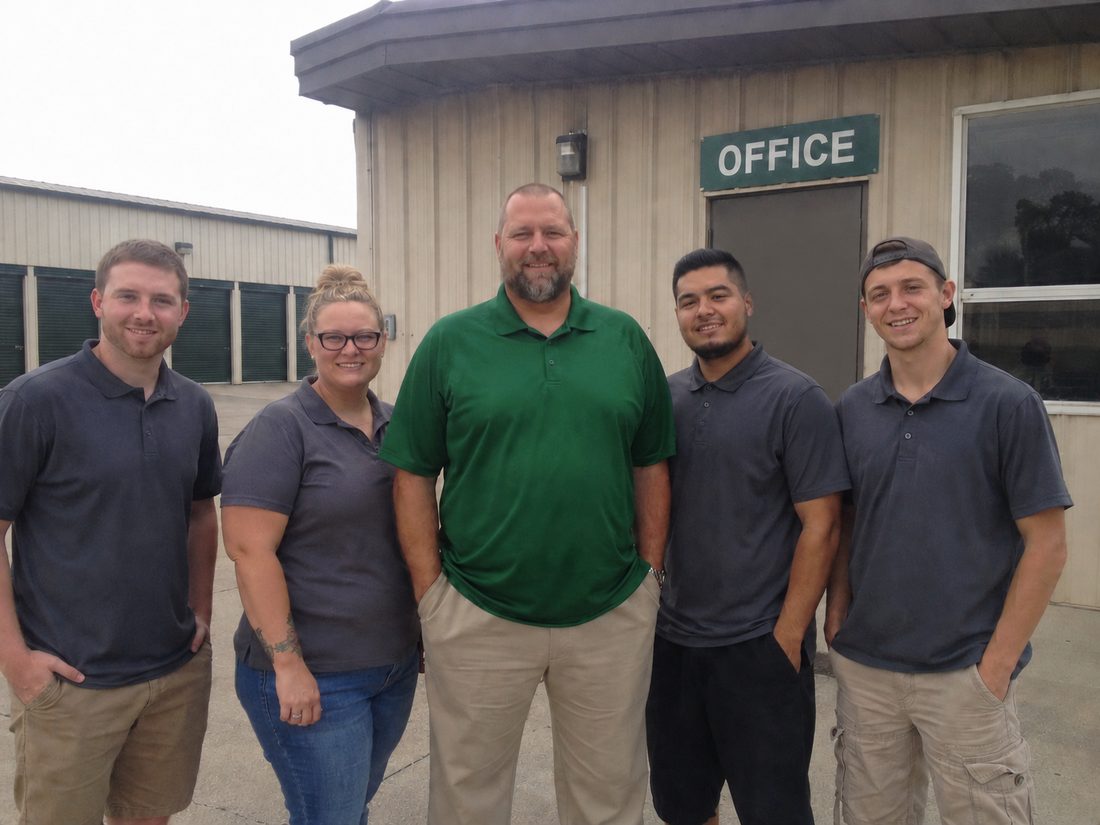 Pest control professionals in Carmel, IN